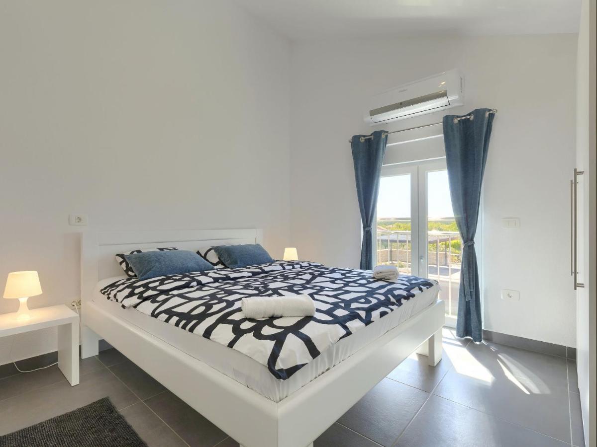 Holiday Home Villa Gocci By Interhome Kmeti Exterior foto